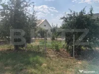Teren intravilan 1700mp ,între case , zona Lucian Blaga 