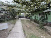 Casă cu 3 camere și un teren de 1500 