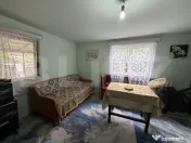 Casă cu 3 camere și un teren de 1500 