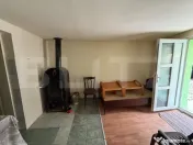 Casă cu 3 camere și un teren de 1500 