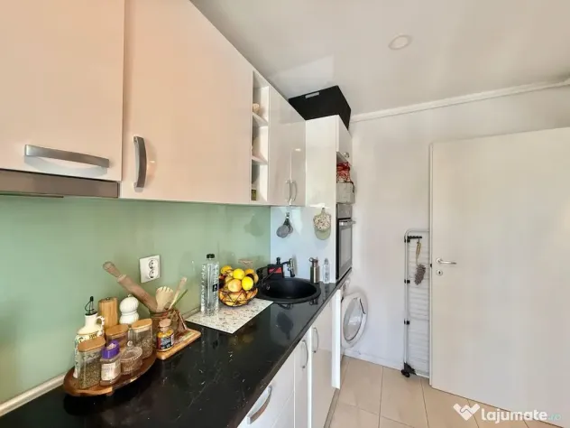 COSMOPOLIS - Apartament cu 2 camere, mobilat si utilat.