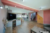Casă 5 camere, parcelă de colț, dublu acces, de vânza...