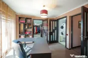 Casă 5 camere, parcelă de colț, dublu acces, de vânza...