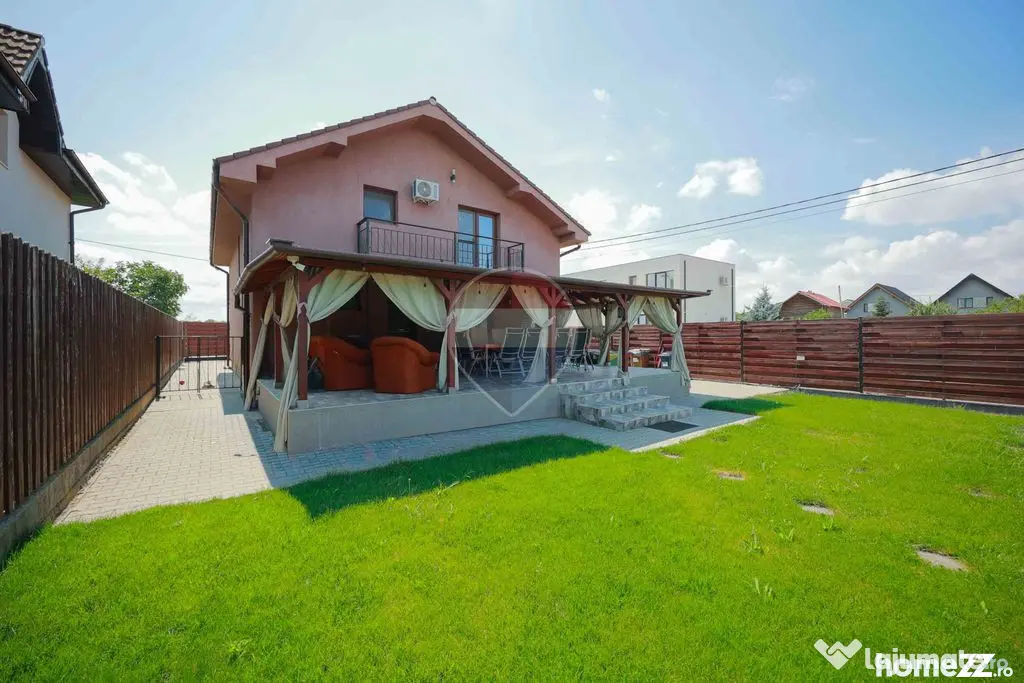 Casă 5 camere, parcelă de colț, dublu acces, de vânza... - Oradea (Bihor)