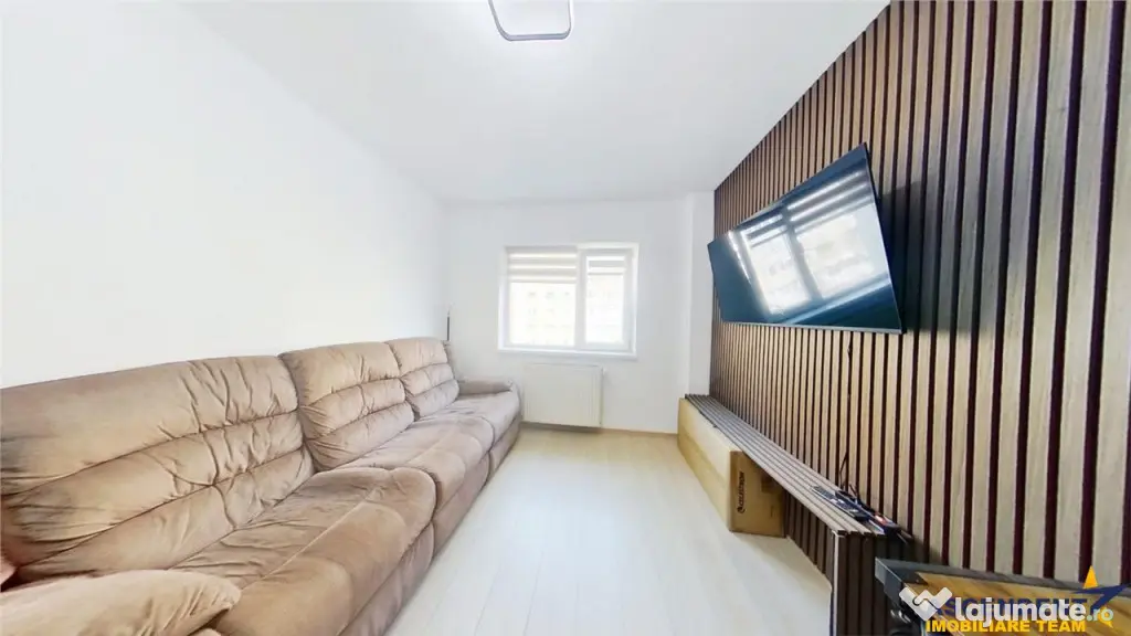 Apartament 3 camere, decomandat, etaj intermediar, Grivitei,