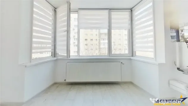 Apartament 3 camere, decomandat, etaj intermediar, Grivitei,