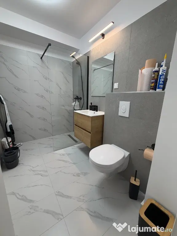 Apartament 2 camere parcare drumul cooperativei complex quadra tress