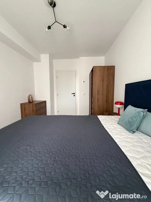 Apartament 2 camere parcare drumul cooperativei complex quadra tress
