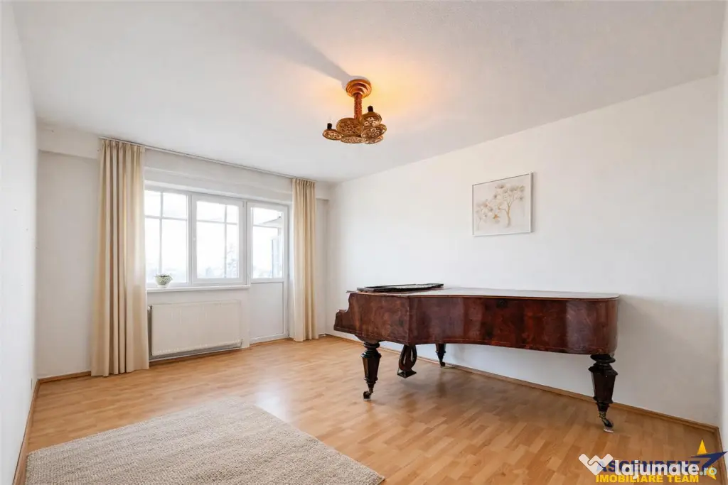 Film! Apartament cu 3 camere, decomandat, Ciucului, Sfantu G - Sfantu Gheorghe (Covasna)