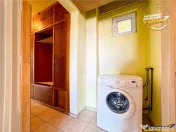 Film! Apartament cu 3 camere, decomandat, Ciucului, Sfantu G 