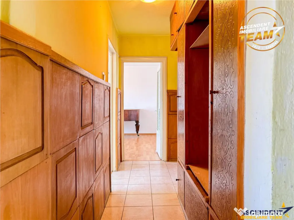 Film! Apartament cu 3 camere, decomandat, Ciucului, Sfantu G - Sfantu Gheorghe (Covasna)