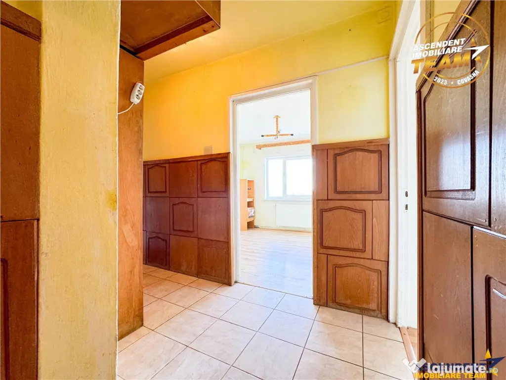 Film! Apartament cu 3 camere, decomandat, Ciucului, Sfantu G - Sfantu Gheorghe (Covasna)