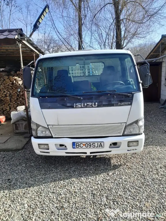 Vand camion Isuzu basculabil pe 3 parti