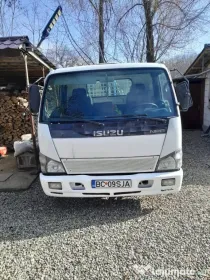 Vand camion Isuzu basculabil pe 3 parti