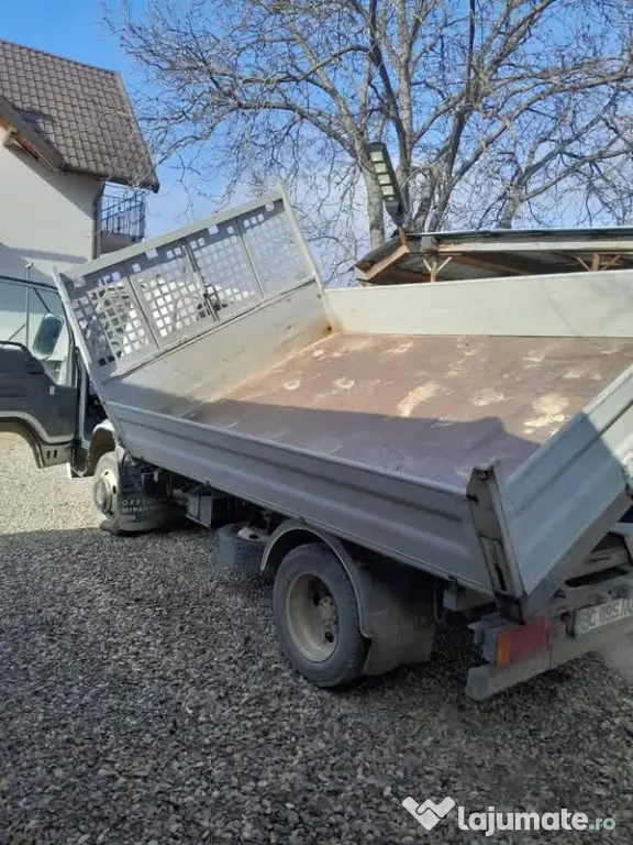 Vand camion Isuzu basculabil pe 3 parti