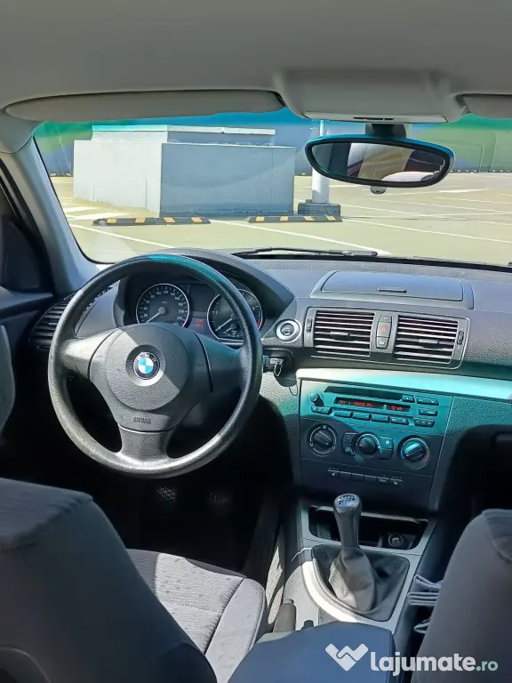 BMW 116d an 2010, model din gama BMW Seria 1 E87 - Targu Mures (Mures)