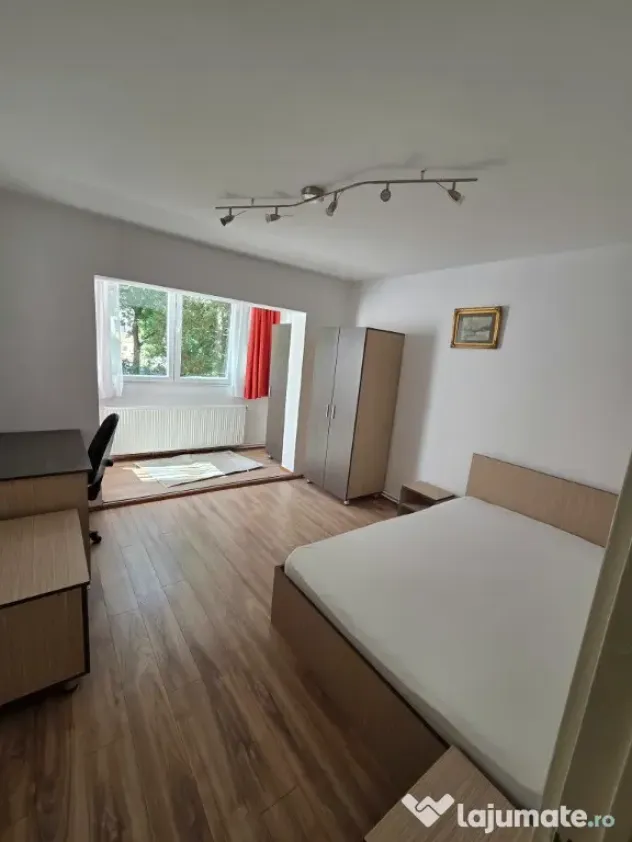 Apartament 3 camere Str Viilor-Zorilor-zona UMF - Cluj-Napoca (Cluj)