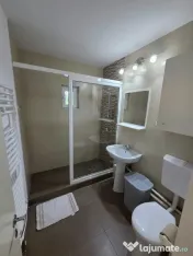 Apartament 3 camere Str Viilor-Zorilor-zona UMF