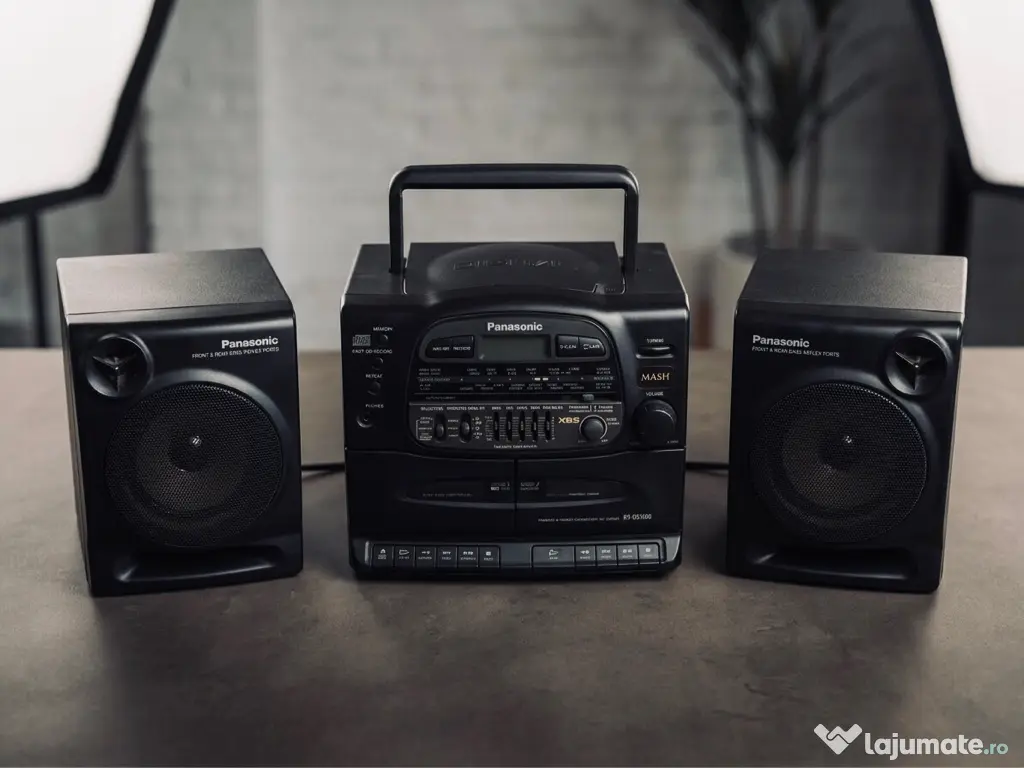 Vând Boombox Radio-Casetofon dublu cu CD Panasonic RX-DT600