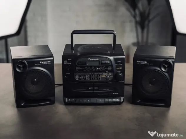 Vând Boombox Radio-Casetofon dublu cu CD Panasonic RX-DT600