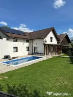 Cabana 400mp Băișoara: 21 locuri, piscină, jacuzzi, investiție