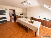 Cladire comerciala reprezentativa, 670 mp, vizibilitate, par 