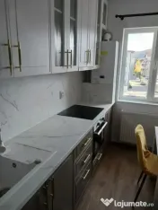 Vand apartament 2 camere56mp+balcon 3 mp zona Terra