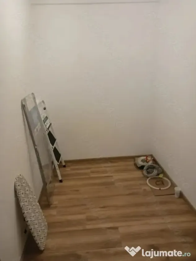 Vand apartament 2 camere56mp+balcon 3 mp zona Terra - Floresti (Cluj)
