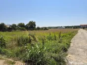 Teren de 785mp cu deschidere dublă 23/34m, strada principal 