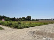 Teren de 785mp cu deschidere dublă 23/34m, strada principal 