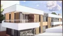 Casa la rosu de vanzare I Moderna I Zona Centrala - Ploiesti