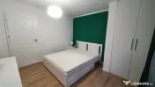 Apartament de vanzare DECOMANDAT ,3 camere 52 mp , zona INTR