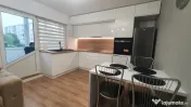 Apartament de vanzare DECOMANDAT ,3 camere 52 mp , zona INTR