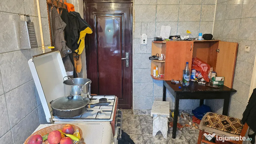 Vand apartament cu 2 camere in Deva, zona Al. Motilor et. 1, - Deva (Hunedoara)