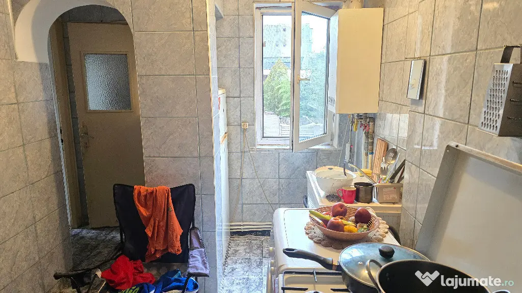 Vand apartament cu 2 camere in Deva, zona Al. Motilor et. 1, - Deva (Hunedoara)