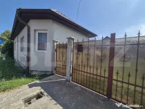 Casă pe un singur nivel, 121 mp utili, teren 400 mp – Sâ