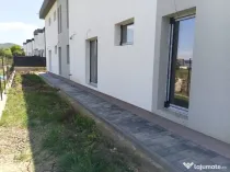 Unitate din triplex, 119mp utili, 2 locuri de parcare, zona