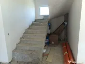 Unitate din triplex, 119mp utili, 2 locuri de parcare, zona 
