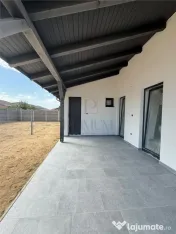 MOSNITA-DUPLEX-PE PARTER-TEREN MARE- BUCATARIE INCHISA 