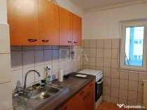 2 camere Aviației decomandat, et. 4, an 1985, metrou, 53 mp