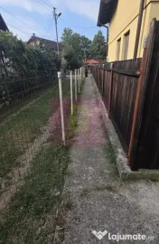 Casa cu 3 camere de vanzare in Campina 
