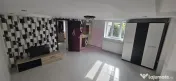 Casa cu 3 camere de vanzare in Campina 