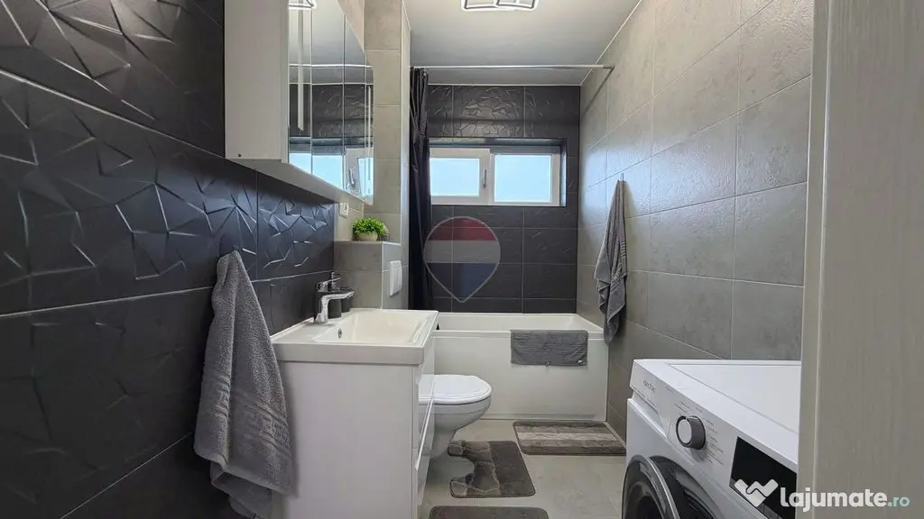 DE INCHIRIAT || APARTAMENT 2 CAMERE || TRACTORUL || LOC P... - Brasov (Brasov)