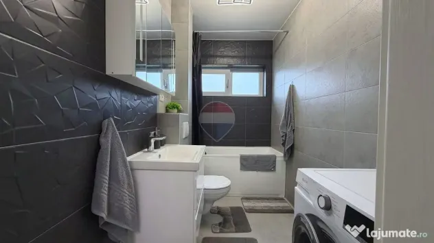 DE INCHIRIAT || APARTAMENT 2 CAMERE || TRACTORUL || LOC P... - Brasov (Brasov)