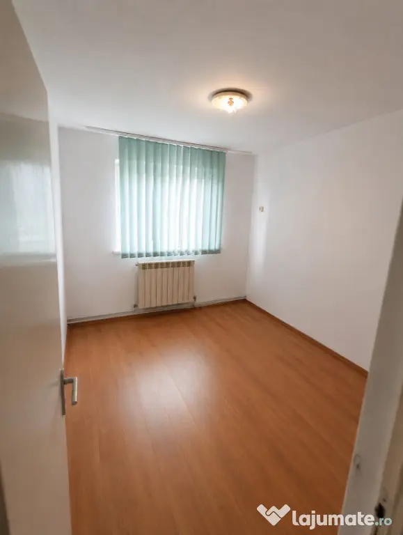Apartament 3 camere, 65 mp, zona Centrala-Balș - Craiova (Dolj)