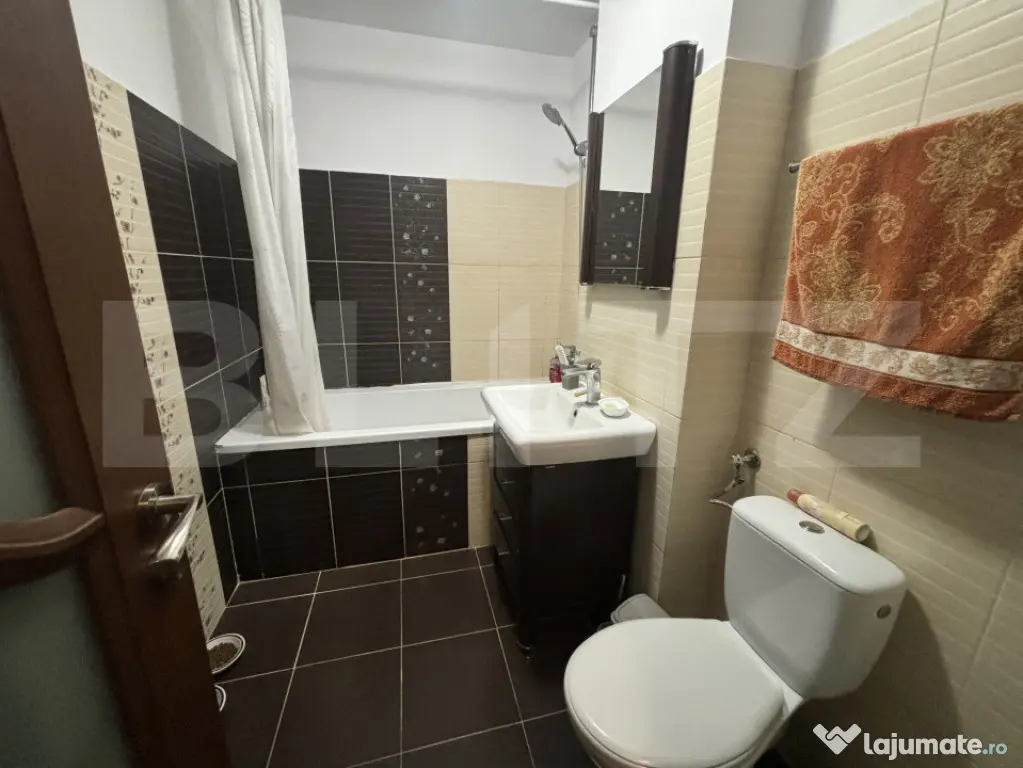 Apartament 3 camere de vânzare , 75 mp, Cartierul Carpați - Satu Mare (Satu-Mare)