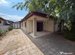 Casa de in Golesti cu 1.000mp teren