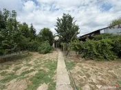 Casa de in Golesti cu 1.000mp teren 