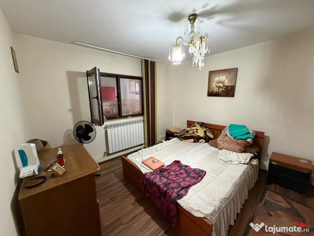 Casa de in Golesti cu 1.000mp teren - Golesti (Vrancea)