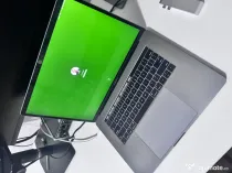 Apple MAcBook 15" 2016
